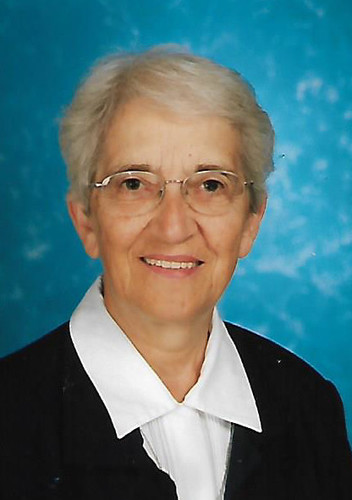 Medium sr. alfreda desjardins