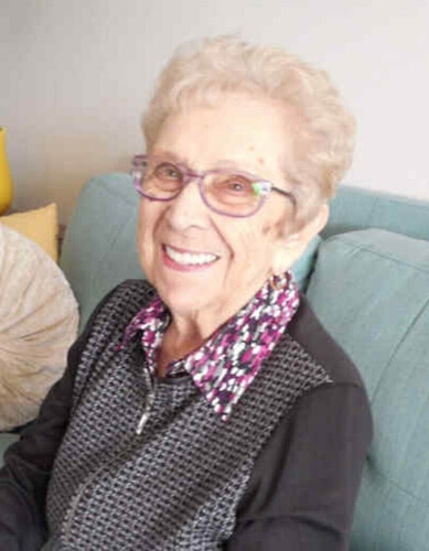 Medium louise doucet