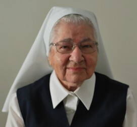Sr. Rolande Dubé