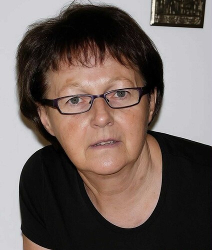 Medium no%c3%ablla guitard