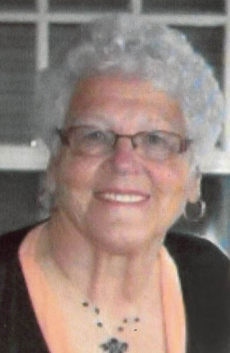 Medium betha hachey
