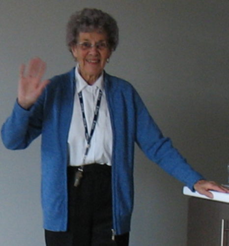 Medium elvera kennah 2